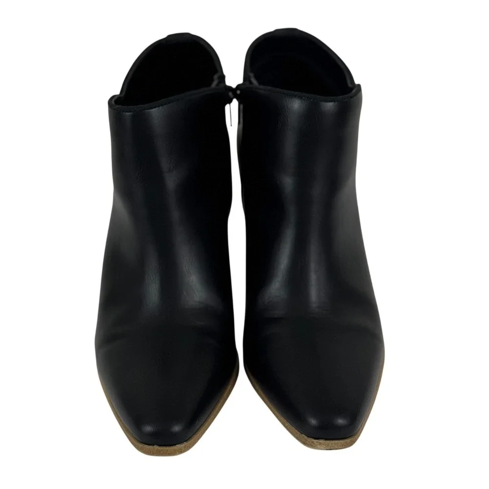 JustFab Black‎ Ankle Boots Clean Girl Minimalist Modern Chic Block Heel Size 8
